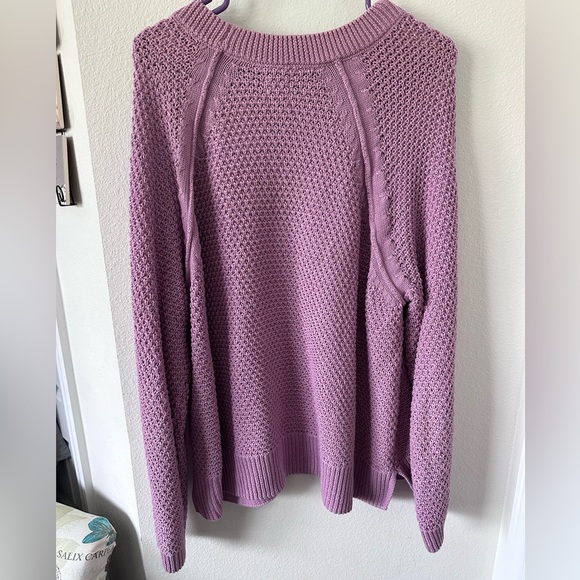 GAP Purple Crew Neck Sweater with Textured Knit NWOT - Picture 2 of 3